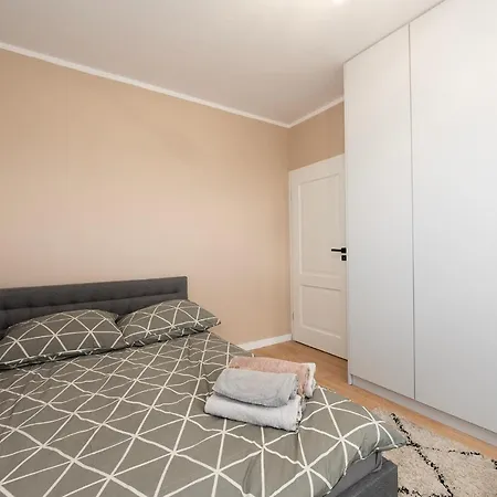 The Highest Penthouse In Lodz On B&B-Freeparking Exterior photo