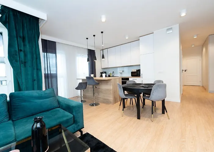 The Highest Penthouse In Lodz On B&B-Freeparking